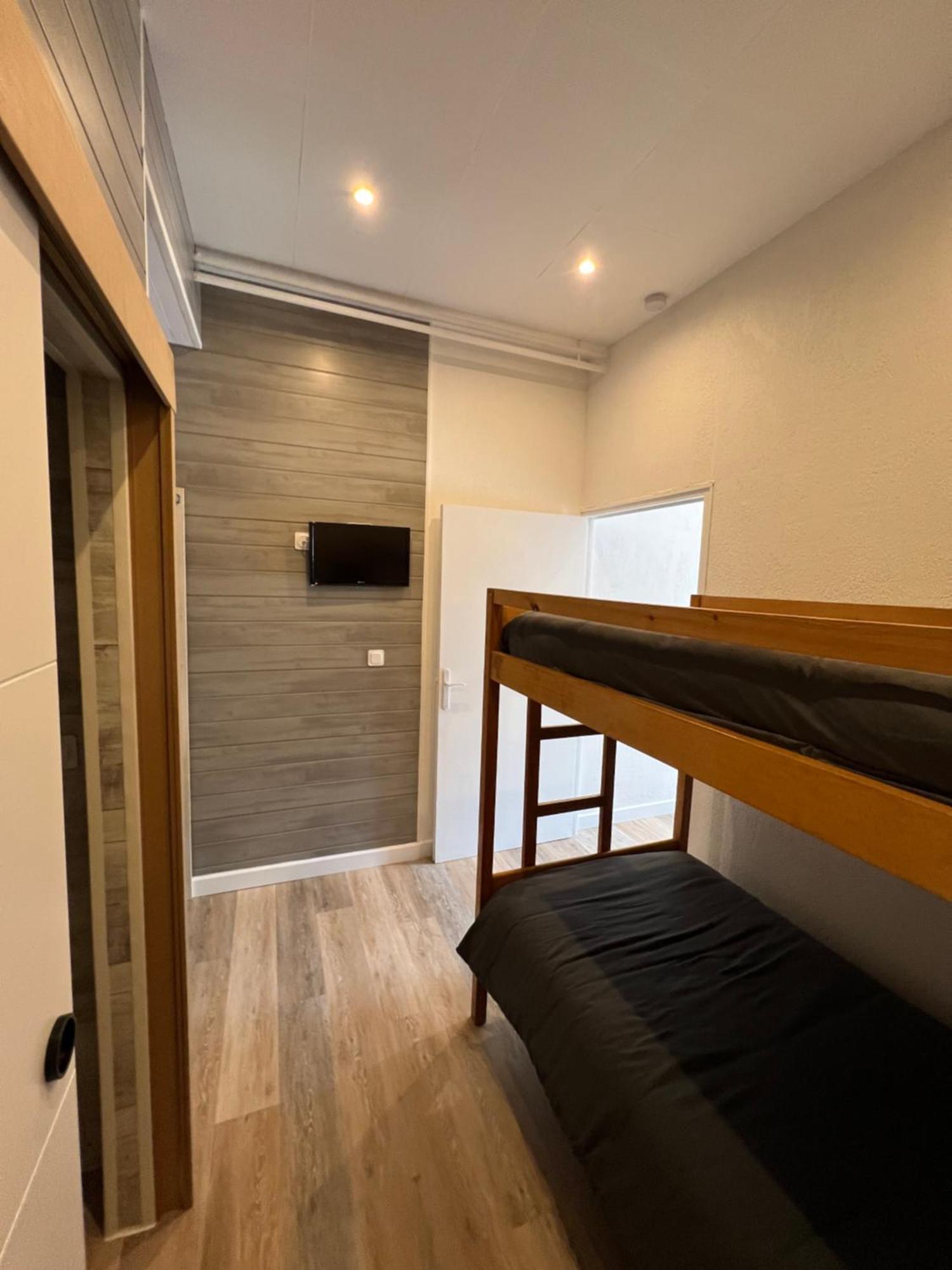 Complexe Les 4 Saisons Hotel Oust Ngoại thất bức ảnh